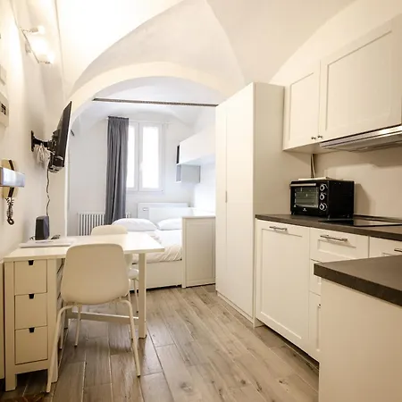 Nosadella Apartment