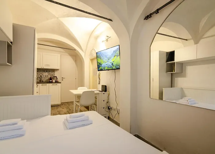 Nosadella Apartment *